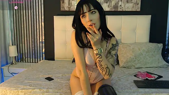 Marilyn_Rosex Chat XXX in diretta