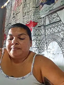 Juli_Powl's Live XXX Chat