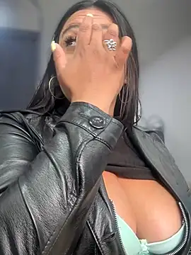 دردشة Mia_Risky-1 الجنسية المباشرة