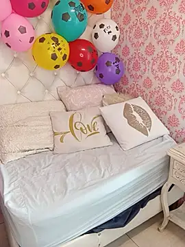 Escarleth_Fox – Naživo XXX chat