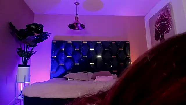 Velvet_Dreamss élő XXX-chatje