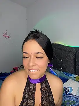 Nisha_jazz's Live XXX Chat