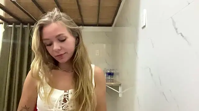 One_On_Mllion's Live XXX Chat