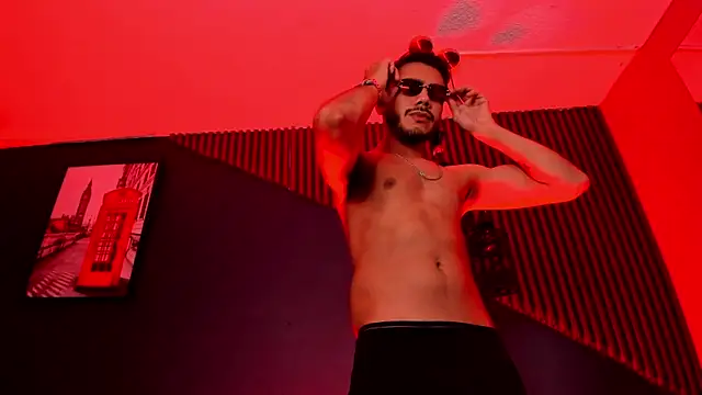 Boss_Domiinator: απευθείας συνομιλία ΧΧΧ