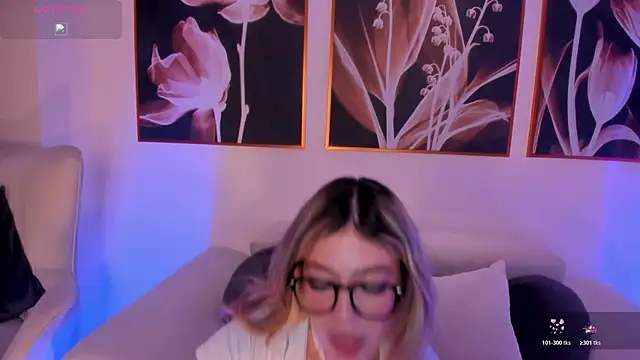 ViolettHansson's Live XXX Chat