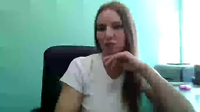 Chat XXX en directo de Valyssa
