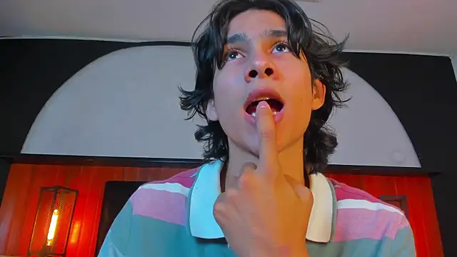 Živý XXX chat Cheys_Mast