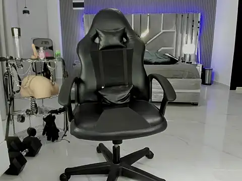 master_leather – Naživo XXX chat