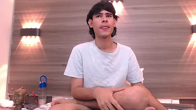 Kevin_Brooks1's Live XXX Chat
