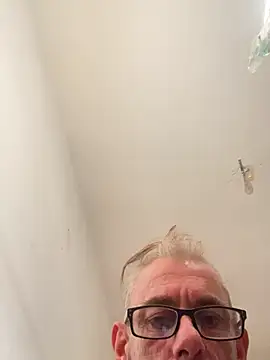 Živý XXX chat crisfootlicker