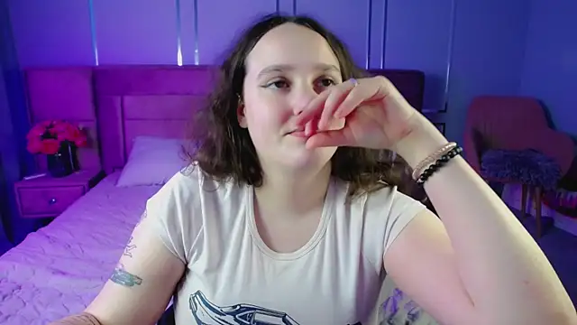 ElisonMinix – Naživo XXX chat
