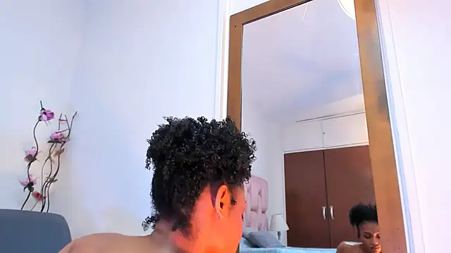 Chat XXX en directo de kamii_arias