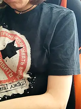 צ'אט XXX בשידור חי של Aashikalaa