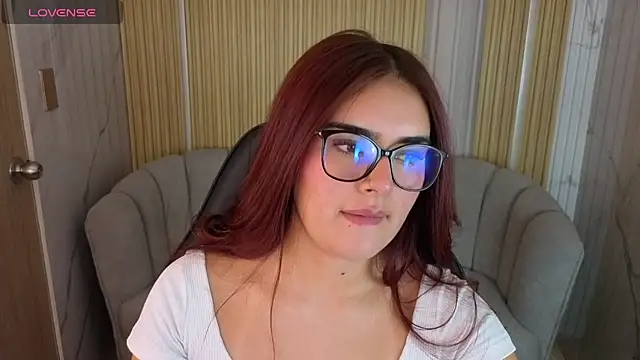 צ'אט XXX בשידור חי של honey_bloom_cn