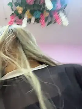 צ'אט XXX בשידור חי של Kimmiebellarie