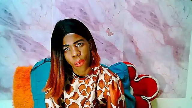 EbonySweetPeach's Live XXX Chat