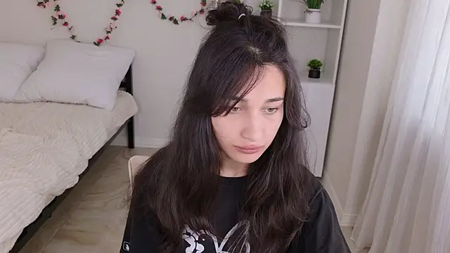 Chat XXX en directo de Eleonora_Sun