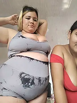 Chat +18 de Sara_y_Amy ao vivo