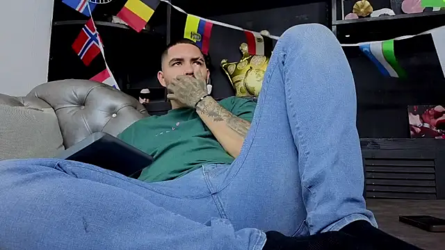 matteosantos XXX чат на живо
