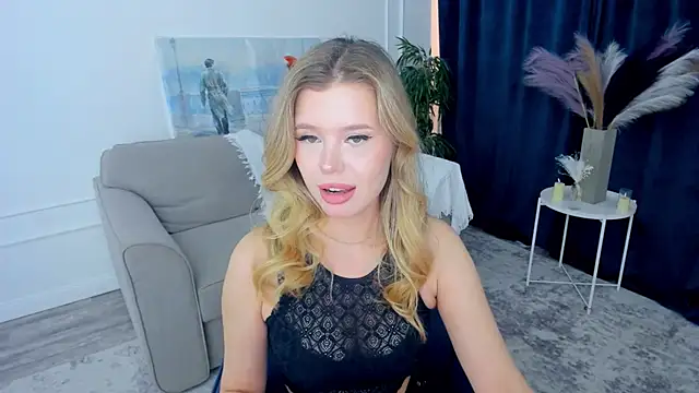 FollowLovee Live XXX-Chat