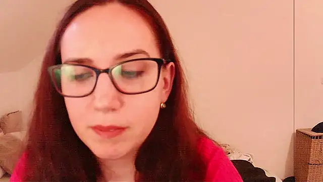 EmilyHotAngel Adlı Modelin Canlı XXX Sohbeti
