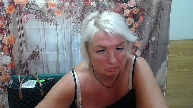Chat XXX en directo de RenataDaster