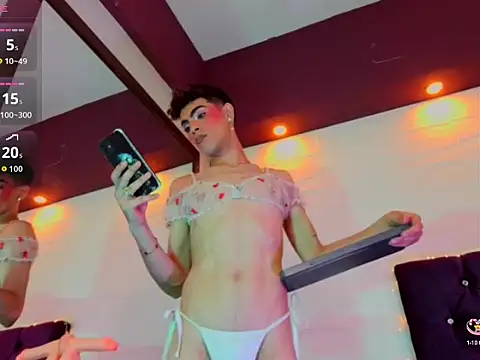 Nicolass_23 live XXX chat