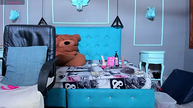 XXX chat uživo modela engel_devil