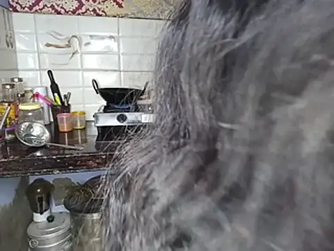 Muktha 라이브 XXX 채팅