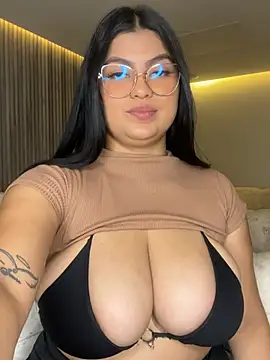 ValentinaBreats 现场XXX聊天