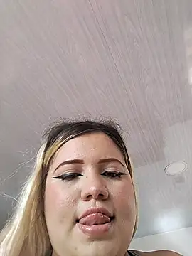 Sara_y_Amy Obrolan Langsung XXX