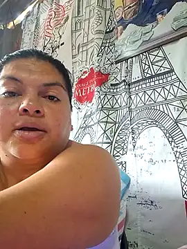 Juli_Powl's Live XXX Chat