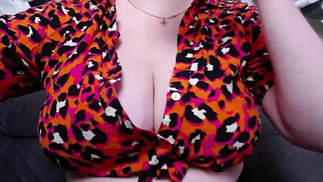 OliviaVerr Chat XXX in diretta