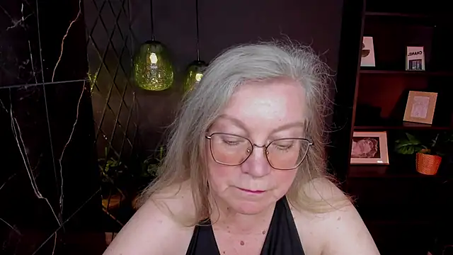 NataliMellow's Live XXX Chat