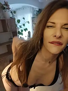 Luna_Kitanna লাইভ XXX চ্যাট