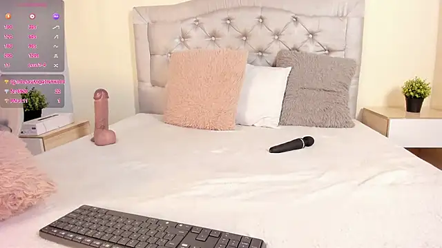 Chat +18 de escarleth__ ao vivo