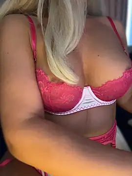 PinaColaBoom – Naživo XXX chat