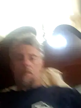 19JaSon83's Live XXX Chat