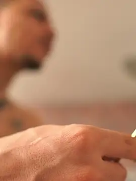 XXX chat uživo modela AlphaMasterXxx