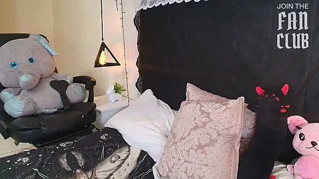 IvyBelle_ 即時 XXX 聊天