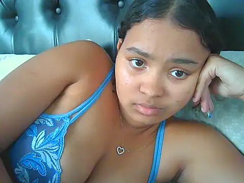 indianaphrodite1 – Live XXX-chat