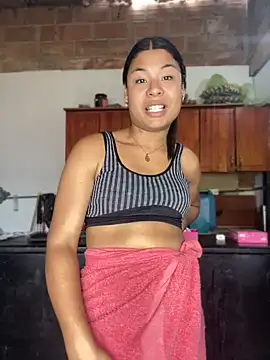 Chat XXX en directo de Romie_rous