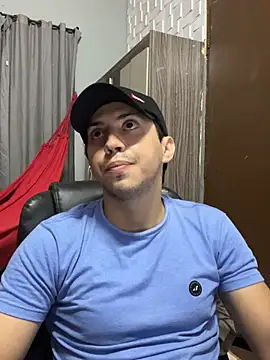 XXX chat uživo modela Fer_Ti