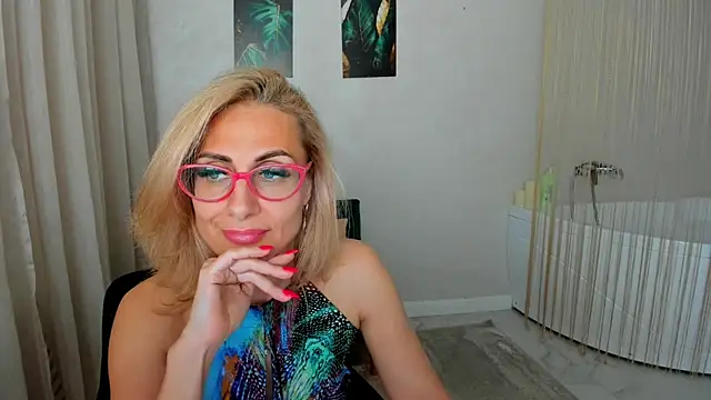 MuseOfStage's Live XXX Chat