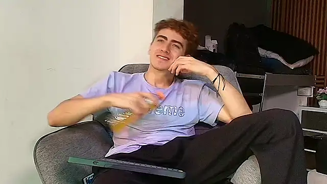 Tyler_Mcrey Webcam-Show