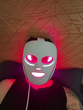 XXX chat uživo modela Antonello1223