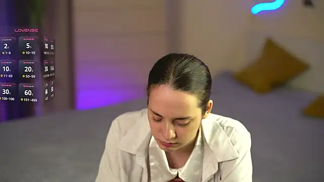 RavenTonic's Live XXX Chat