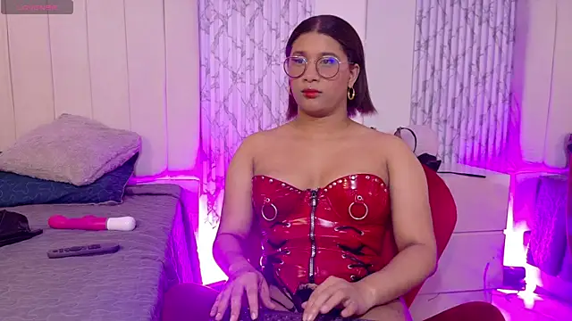 دردشة LorenaDuval الجنسية المباشرة