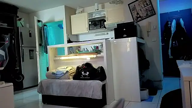 1Hugo1 라이브 XXX 채팅