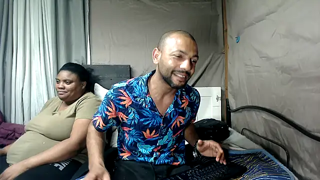Živý XXX chat Camodick